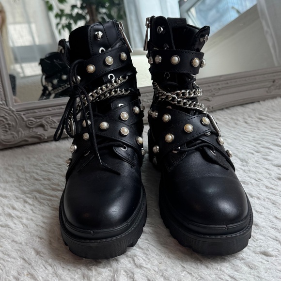New Zara Moto Boots Black Leather Pearl Metal 38 Combat Biker 7160/001 - Picture 3 of 11